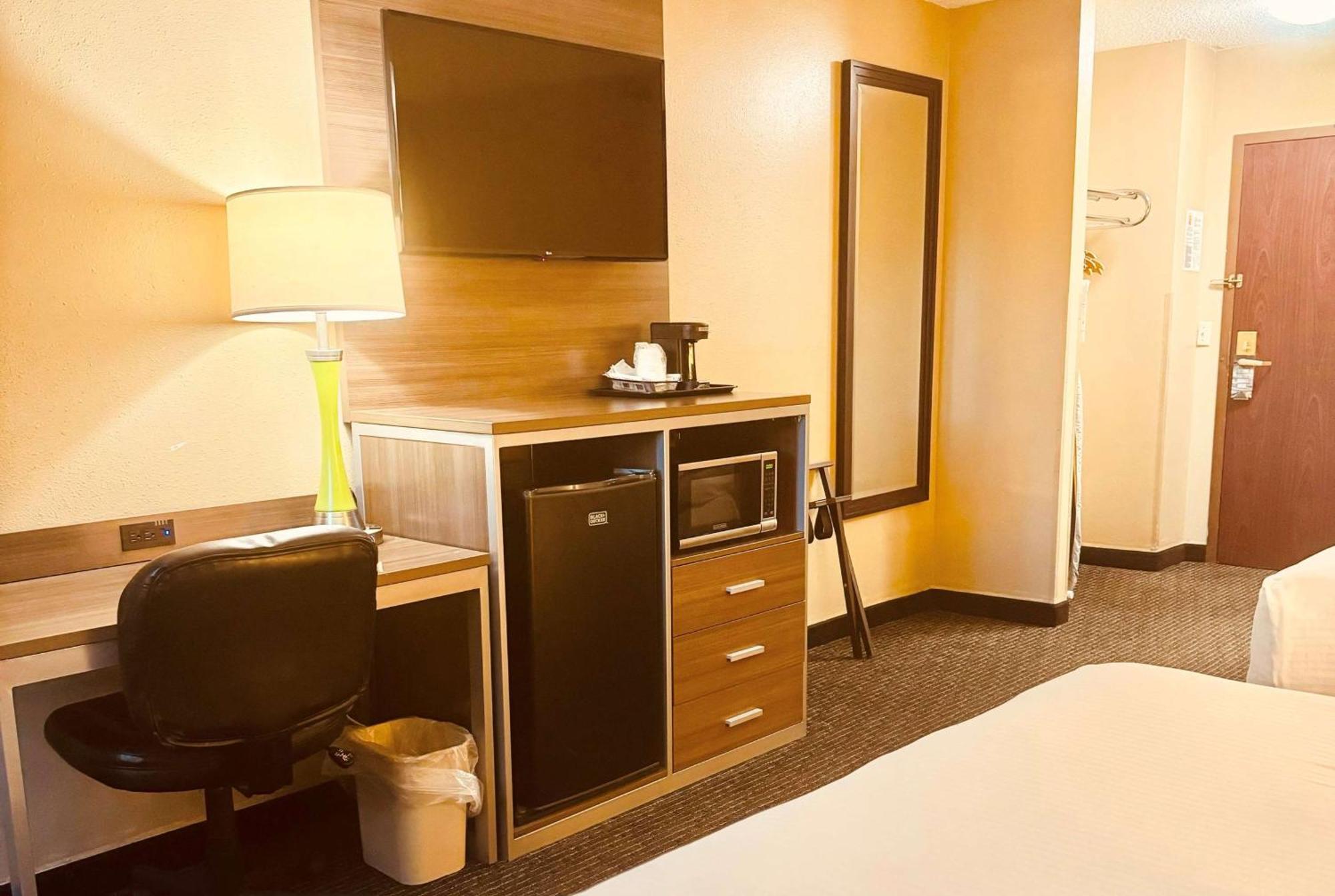 Hotel Super 8 By Wyndham St Charles Saint Charles Exteriér fotografie