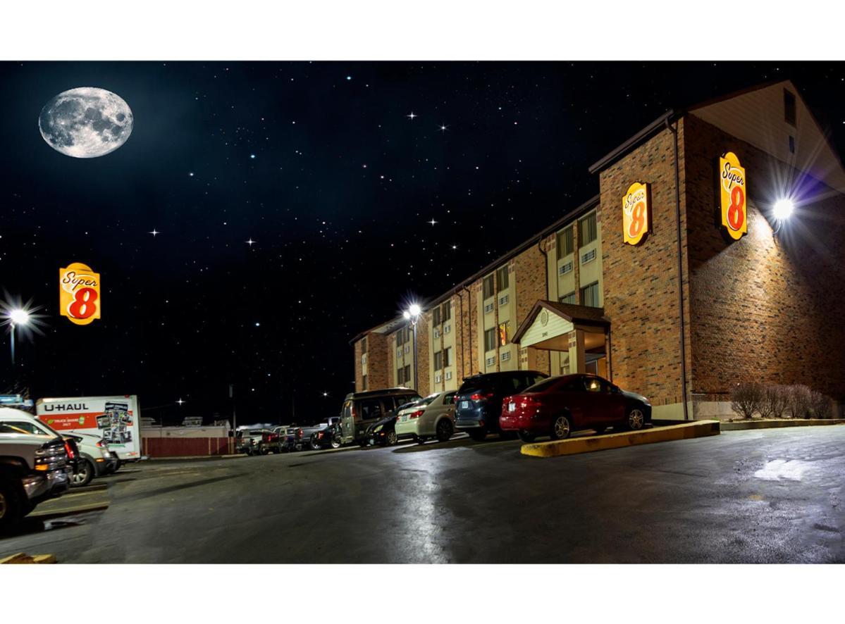 Hotel Super 8 By Wyndham St Charles Saint Charles Exteriér fotografie